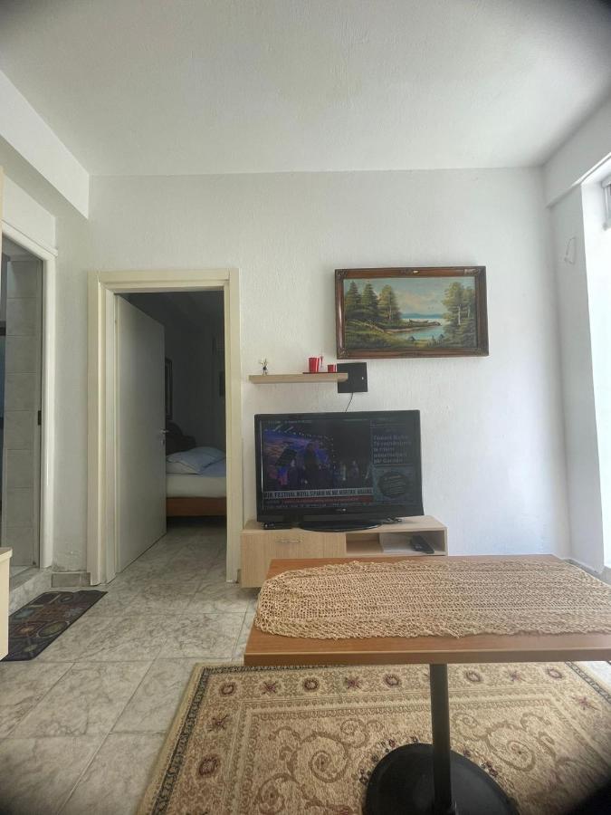 Apartament Tirana Exterior photo